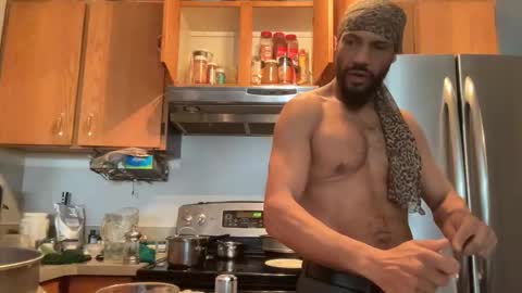 Snapshot of kofigardner chatting on 04.08.26 A Dick Ting online show from 04.08.26