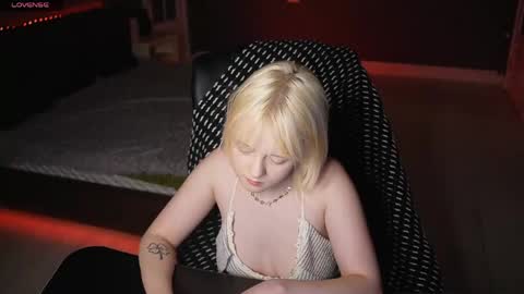 Kofi online show from 04.11.26