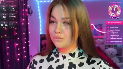 Snapshot of kokokolla chatting on 12.04.25 Mia online show from 12.04.25