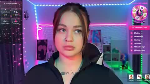 Snapshot of kokokolla chatting on 02.12.26 Mia online show from 02.12.26