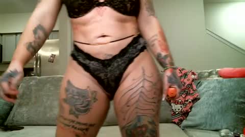 Koko Kwinn online show from 02.01.25