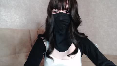 Snapshot of kokosik_2 chatting on 11.25.25 kisa online show from 11.25.25