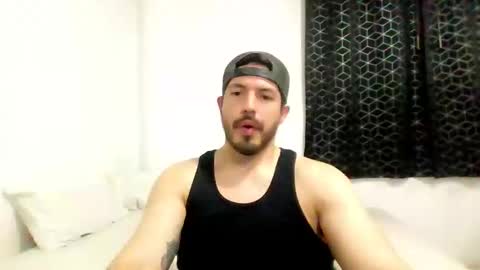 kolombianox online show from 10.30.25