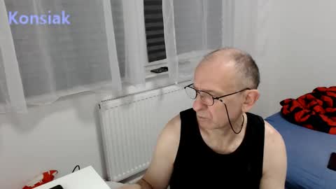 Komsiak online show from 01.08.26