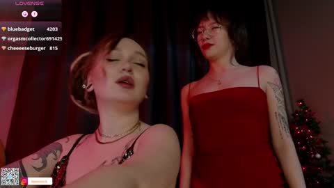 Snapshot of koracrosbie chatting on 12.22.24 Kora TG channel online show from 12.22.24