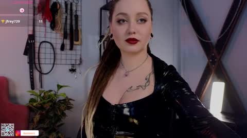 Snapshot of koracrosbie chatting on 02.28.25 Kora TG channel online show from 02.28.25