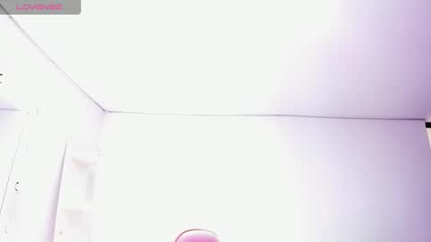 Snapshot of koralcruz chatting on 02.14.26 Koral Cuz online show from 02.14.26