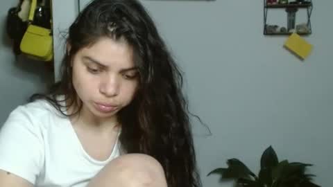 Karoll online show from 02.13.25