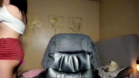 MISS ALICIA online show from 01.21.25