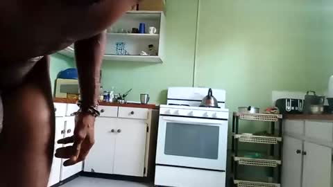 Prince makonnen  online show from 03.08.25