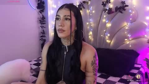 Snapshot of korolovaa chatting on 12.03.25 korolova online show from 12.03.25