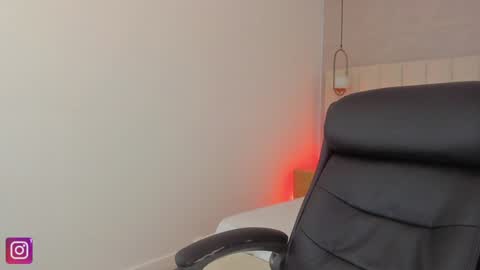 K O S M I C online show from 01.22.25