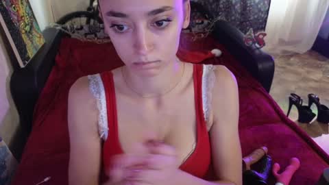 Snapshot of kotogal chatting on 12.11.24 Gal online show from 12.11.24