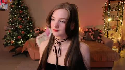 Snapshot of kottyaa_ch chatting on 12.13.24 Kottyaa cb FOLLOWING online show from 12.13.24