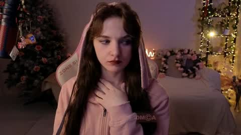 Snapshot of kottyaa_ch chatting on 12.20.24 Kottyaa cb FOLLOWING online show from 12.20.24