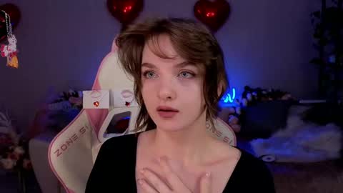 Snapshot of kottyaa_ch chatting on 02.19.25 Kottyaa cb FOLLOWING online show from 02.19.25