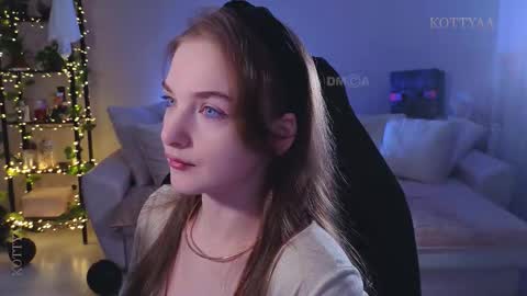 Snapshot of kottyaa_ch chatting on 11.07.25 Kottyaa cb FOLLOWING online show from 11.07.25