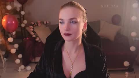 Snapshot of kottyaa_ch chatting on 11.27.25 Kottyaa cb FOLLOWING online show from 11.27.25