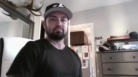 Snapshot of koululier23 chatting on 10.30.25 koululier23 online show from 10.30.25