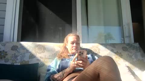 Snapshot of koyoteej chatting on 03.12.25 koyoteej online show from 03.12.25