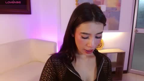 Elizabeth online show from 12.18.25