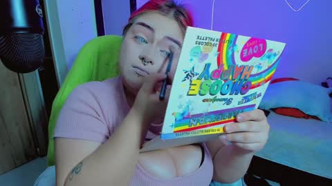 Khloe online show from 02.04.25