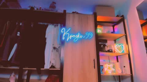 Khloe online show from 04.04.26