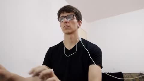 Snapshot of kpo10 chatting on 12.15.24 Facu online show from 12.15.24