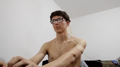 Snapshot of kpo10 chatting on 12.27.24 Facu online show from 12.27.24