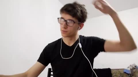 Snapshot of kpo10 chatting on 01.02.25 Facu online show from 01.02.25