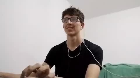 Snapshot of kpo10 chatting on 03.02.25 Facu online show from 03.02.25