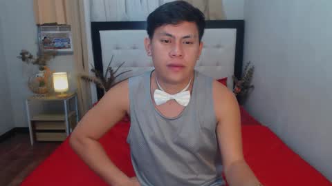 Snapshot of kramerfoxx chatting on 12.13.24 Kramer online show from 12.13.24