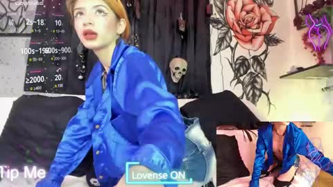 Snapshot of kratos_and_afrodita chatting on 03.06.25 kratos_and_afrodita online show from 03.06.25