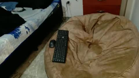 Snapshot of kratos_and_afrodita chatting on 10.03.25 kratos_and_afrodita online show from 10.03.25