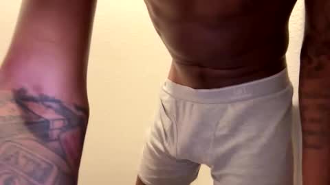 Snapshot of kreamiepie chatting on 03.08.25 kreamiepie online show from 03.08.25