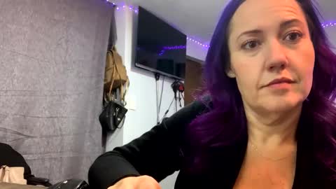 kreamyk420 online show from 12.17.25