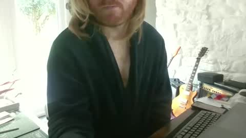 kreestafa182285 online show from 04.02.26