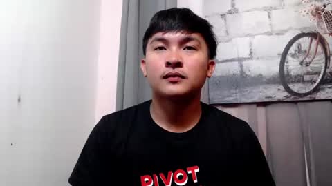 Snapshot of krezikeed chatting on 11.27.25 krezikeed online show from 11.27.25