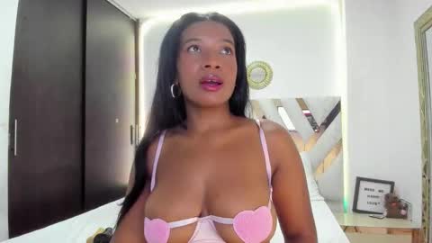 Snapshot of kriisvany_leroy chatting on 09.14.25 Krisvany online show from 09.14.25