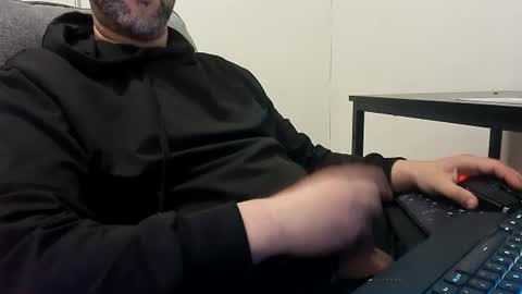 Snapshot of krime59100 chatting on 06.12.26 krime59100 online show from 06.12.26