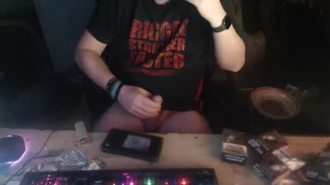 Snapshot of krimson999 chatting on 01.18.26 krimson999 online show from 01.18.26