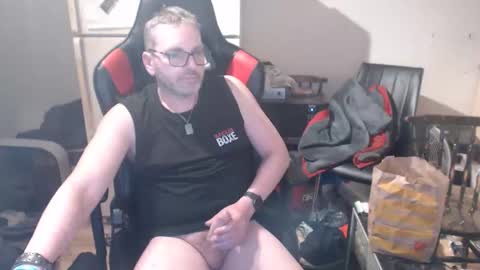 Snapshot of krimson999 chatting on 02.26.26 krimson999 online show from 02.26.26