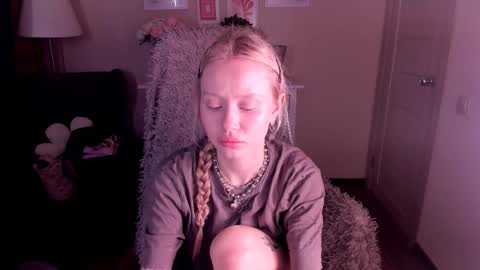 kris_grant online show from 02.10.26