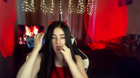 Kris online show from 10.31.25