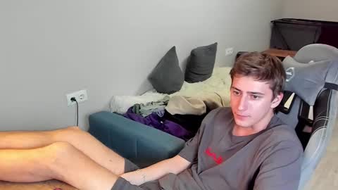 Snapshot of krishort chatting on 02.27.25 krishort online show from 02.27.25