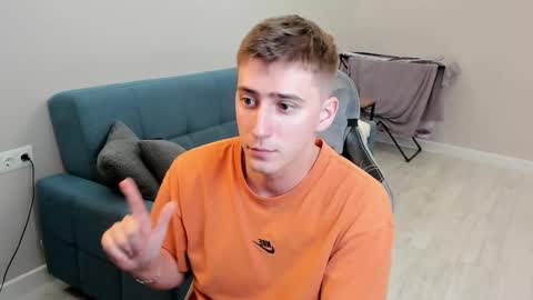 Snapshot of krishort chatting on 03.03.25 krishort online show from 03.03.25