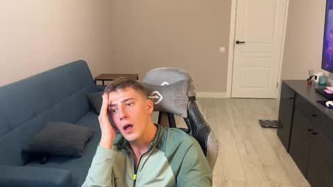 Snapshot of krishort chatting on 03.05.25 krishort online show from 03.05.25