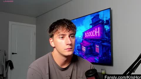 Snapshot of krishort chatting on 09.16.25 krishort online show from 09.16.25