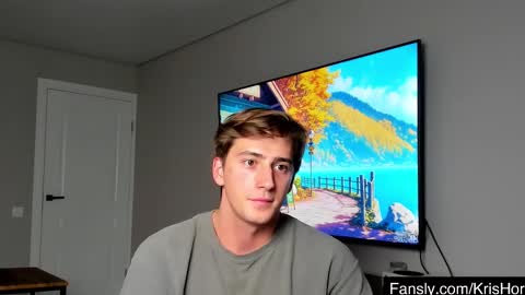 Snapshot of krishort chatting on 10.31.25 krishort online show from 10.31.25