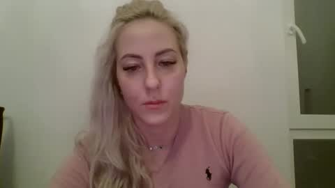 Snapshot of kriss_grace chatting on 02.23.26 Grace online show from 02.23.26